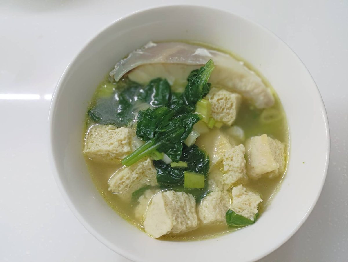 魚片菠菜豆腐湯
