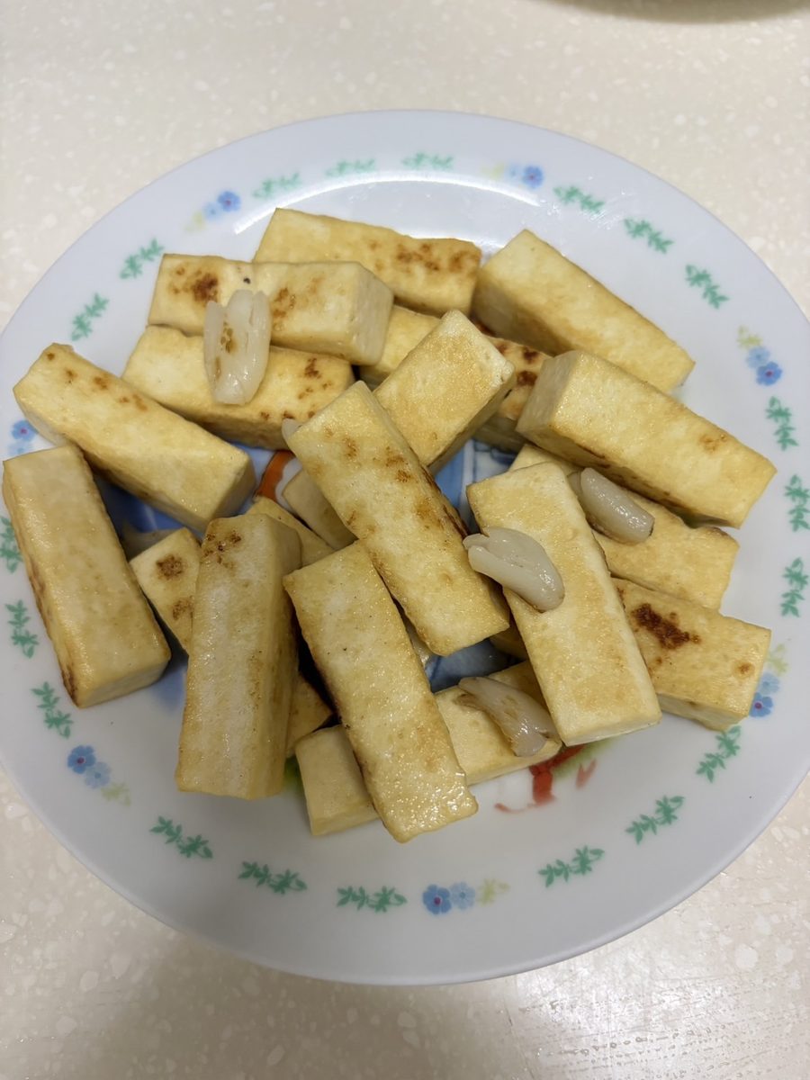 蒜片煎豆腐