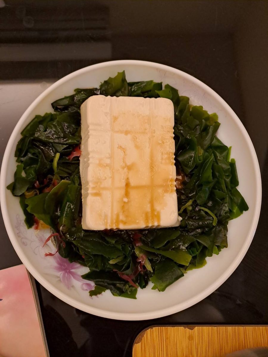 海帶芽涼拌豆腐